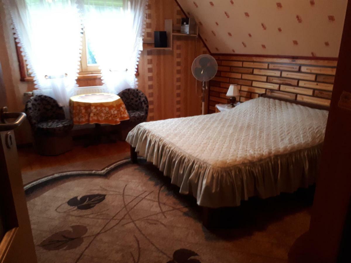 Olsik Apartment Bialowieza Bagian luar foto
