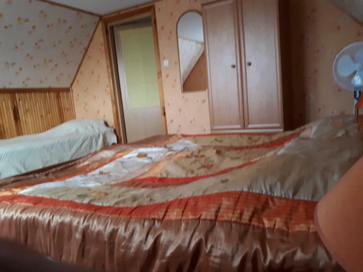 Olsik Apartment Bialowieza Bagian luar foto